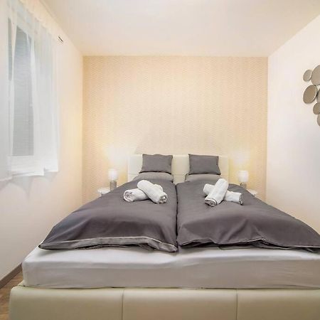 Grace Pine Apartment 1 Budapest Eksteriør bilde