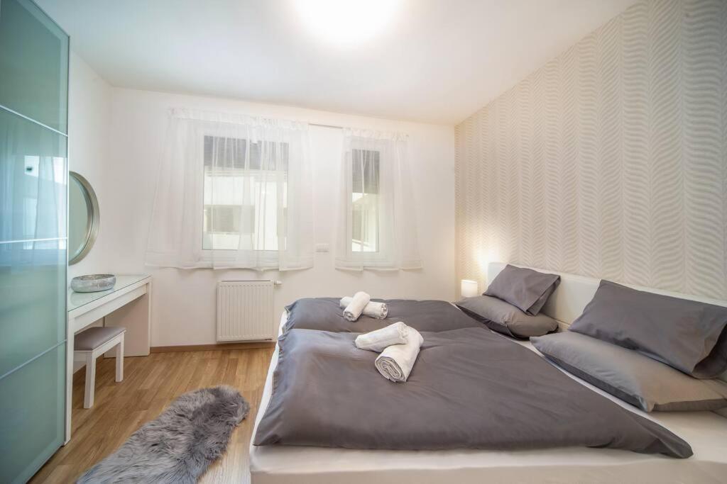 Grace Pine Apartment 1 Budapest Eksteriør bilde