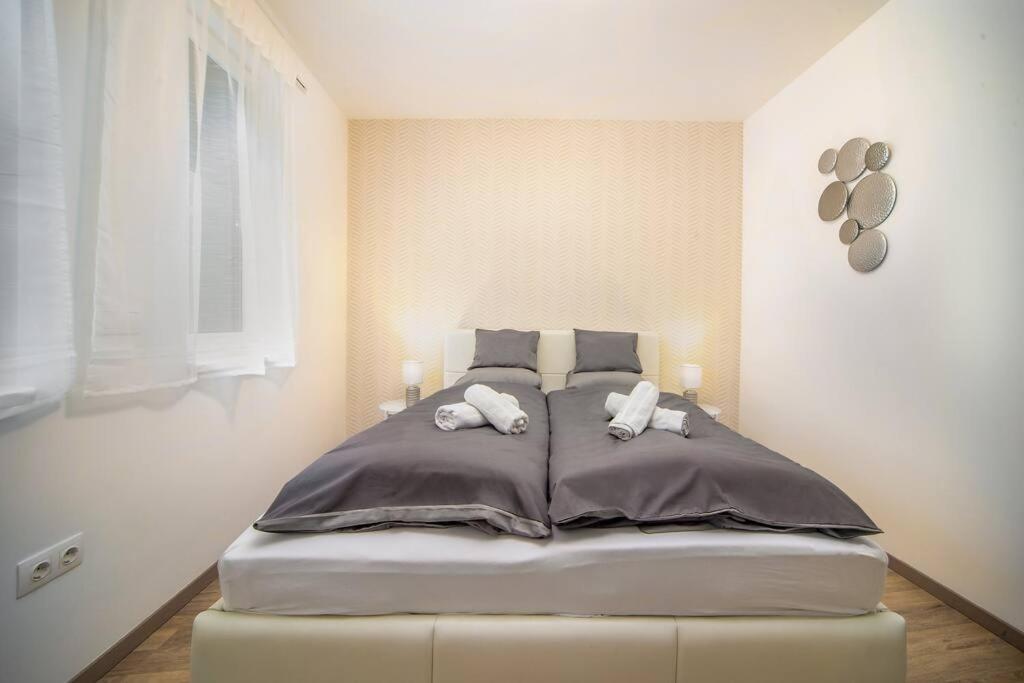 Grace Pine Apartment 1 Budapest Eksteriør bilde